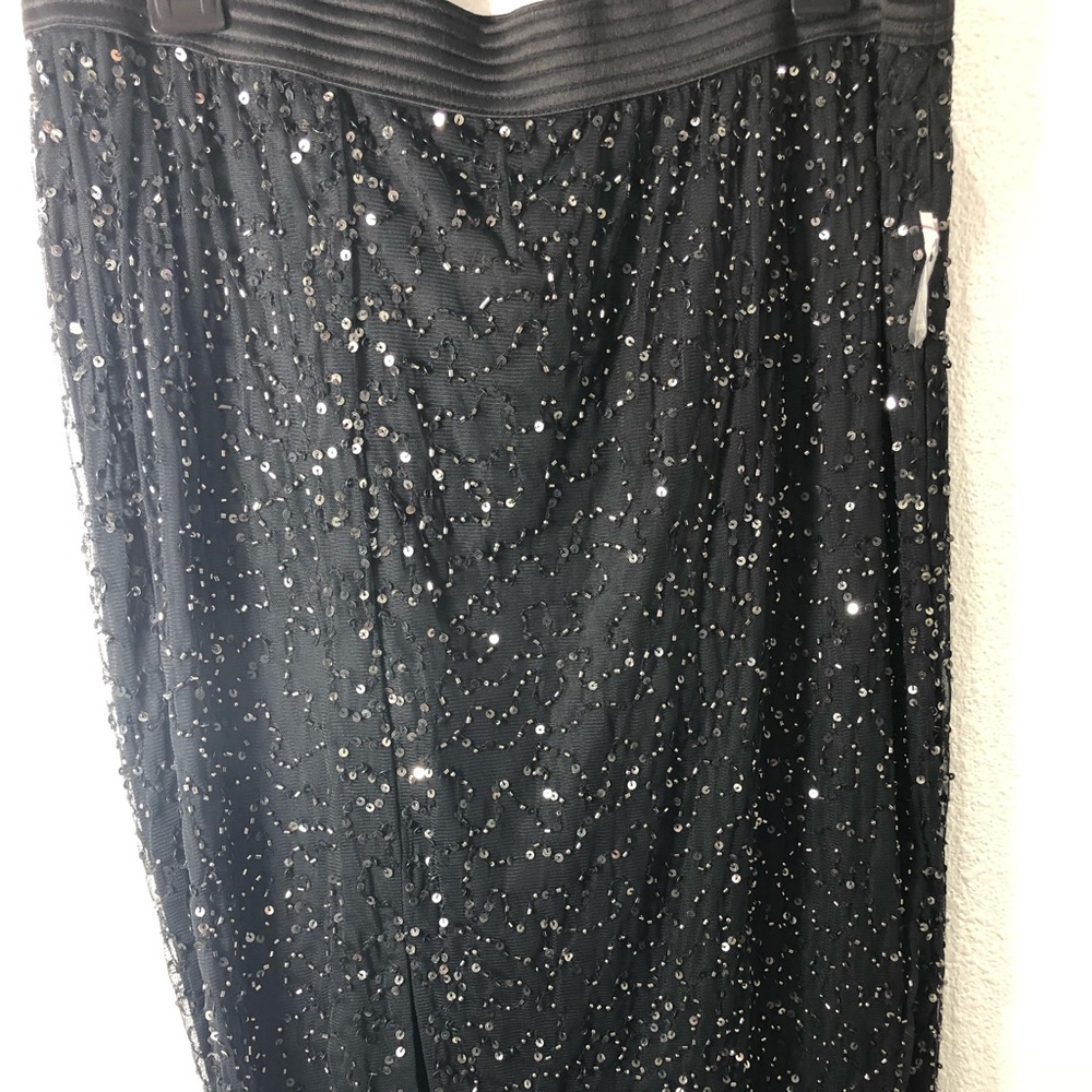 Black shimmery skirt